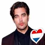 Waylon - Outlaw in Em